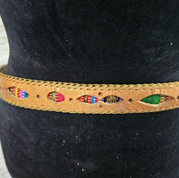 Accessories - Vintage 90's Handtooled Leather Guatemalan Inlayed Tapestry Belt